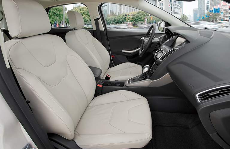 2018-Ford-Focus-B-1_o