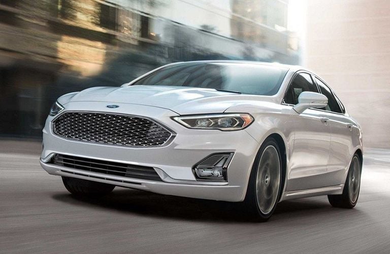 2019-Ford-Fusion_B6_o