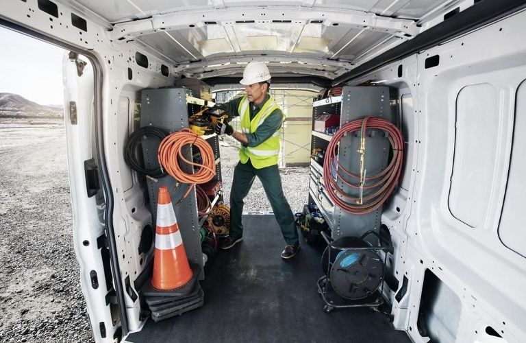2020_Ford_Transit_interior_view_o