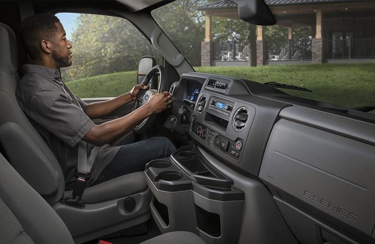 2021-Ford-Eseries-Cutaway_B2_o