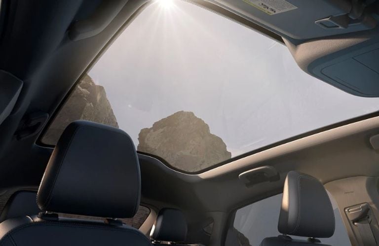 2021_Ford_Mustang_MACH-E_sunroof_view_o