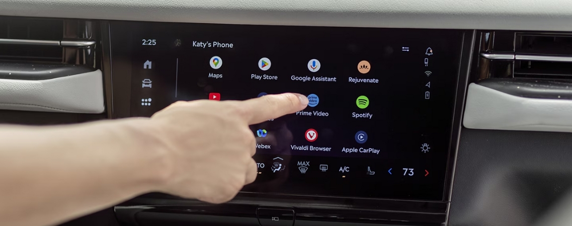 Effortless Connectivity 2025 Lincoln Navigator Effortless Connectivity