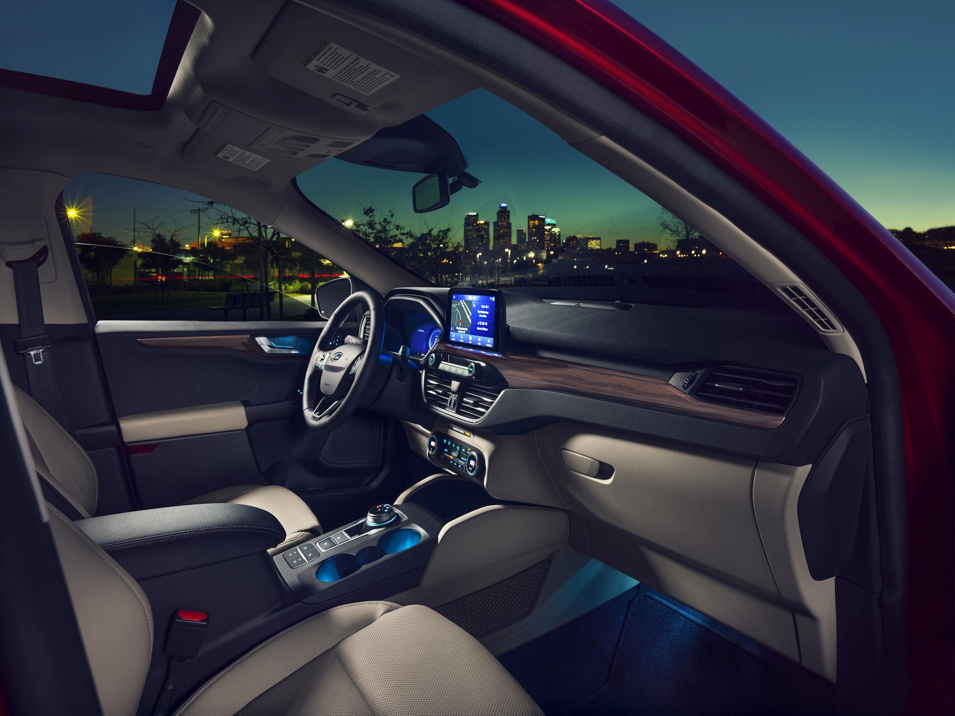 intérieur avant du Ford Escape 2020