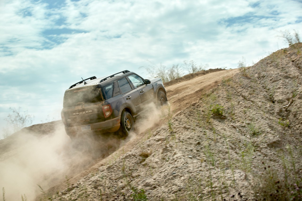 Ford Bronco Sport 2021 en montée hors route